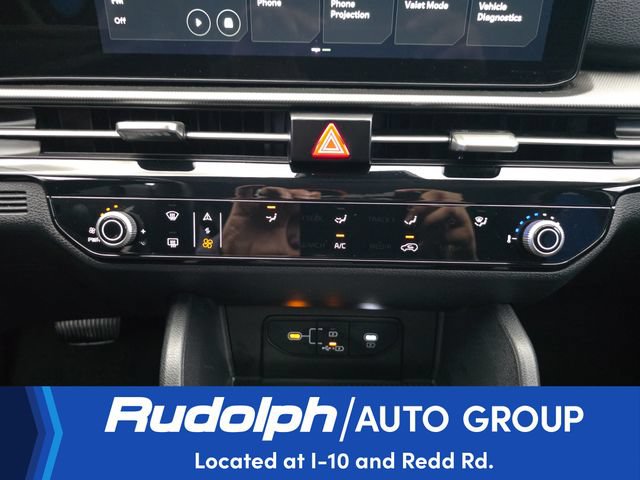 Used 2026 Kia Sportage LX FWD image 22