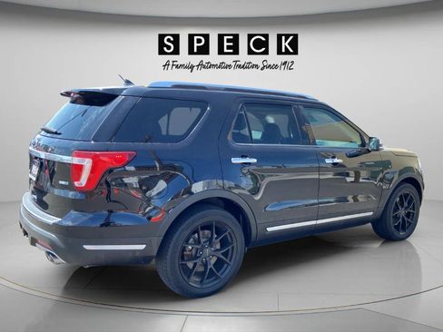 Used 2018 Ford Explorer Platinum AWD/4WD image 5