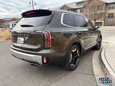 Used 2023 Kia Telluride EX image 9