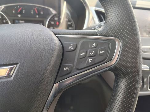 Used 2024 Chevrolet Equinox LS w/ LS Convenience Package AWD/4WD image 12