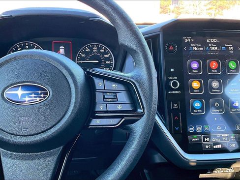 Used 2024 Subaru Crosstrek 2.0i Premium image 25