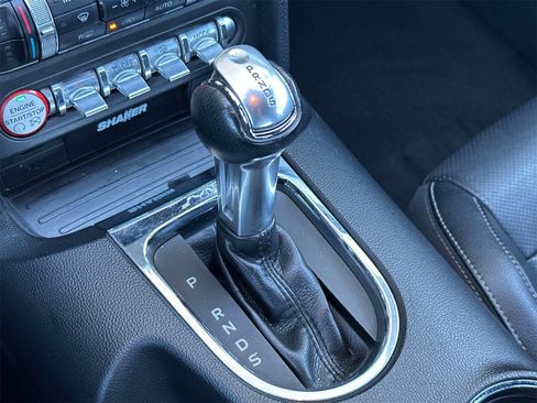 Used 2016 Ford Mustang Premium image 22