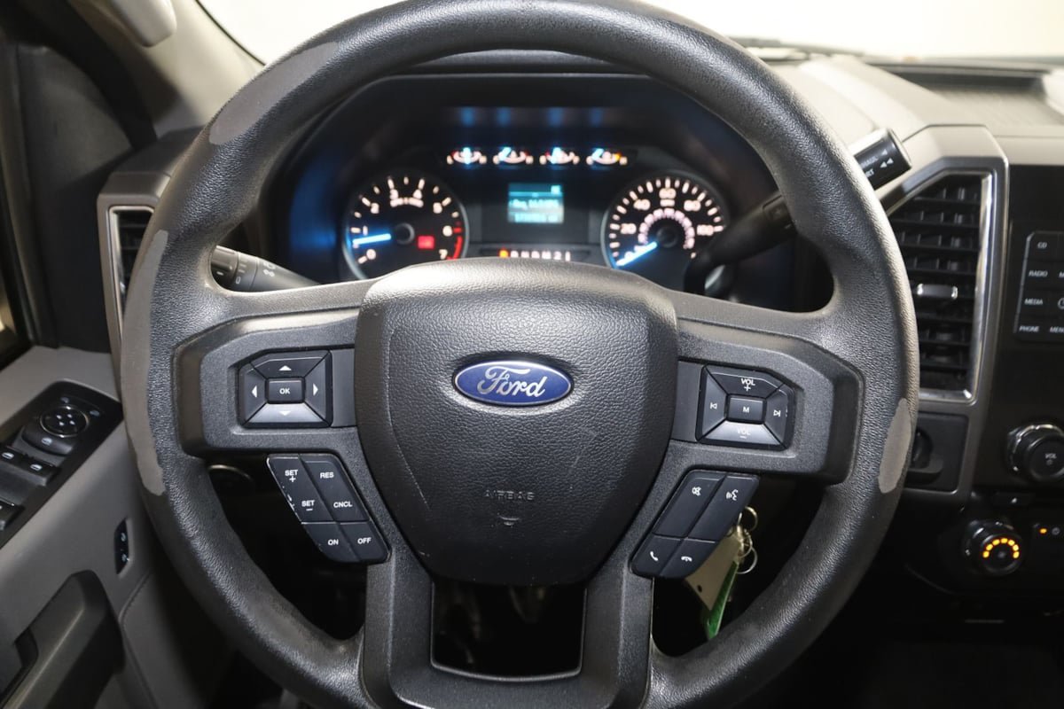 Used 2015 Ford F150 XLT RWD image 32