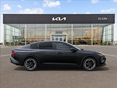 Used 2025 Kia K4 EX image 7