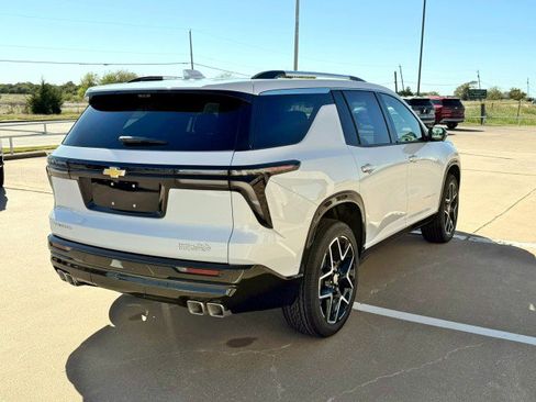 New 2026 Chevrolet Traverse High Country image 5