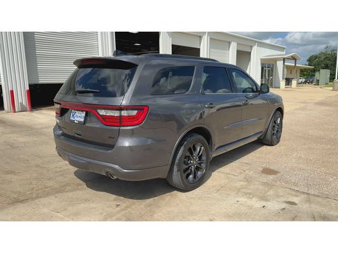 Used 2023 Dodge Durango GT RWD image 8