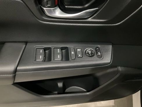 Certified 2025 Honda CR-V LX image 6