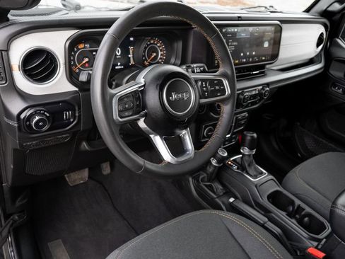 Used 2024 Jeep Wrangler Sahara image 2