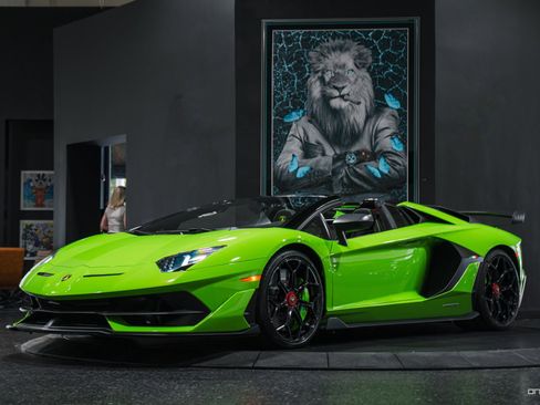 Used 2021 Lamborghini Aventador SVJ image 23