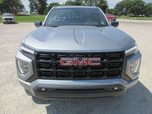 New 2026 GMC Canyon Elevation w/ Convenience Package AWD/4WD image 11