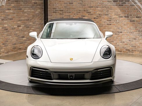 Used 2024 Porsche 911 Cabriolet image 2