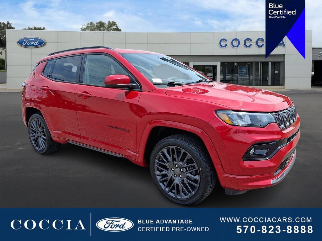 Used 2023 Jeep Compass Limited AWD/4WD image 3