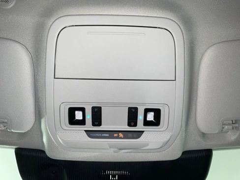 New 2026 Ford Explorer Active RWD image 22