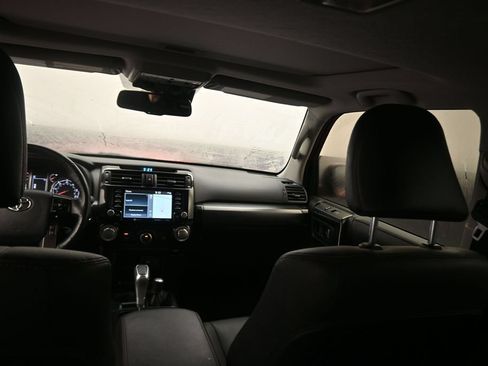 Used 2024 Toyota 4Runner TRD Off-Road Premium w/ Moonroof Package AWD/4WD image 15