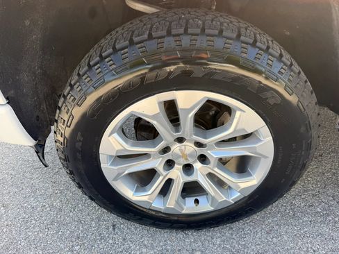 Used 2023 Chevrolet Silverado 1500 RST RWD image 26