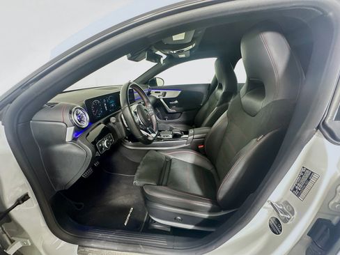 Used 2023 Mercedes-Benz CLA 250 image 13