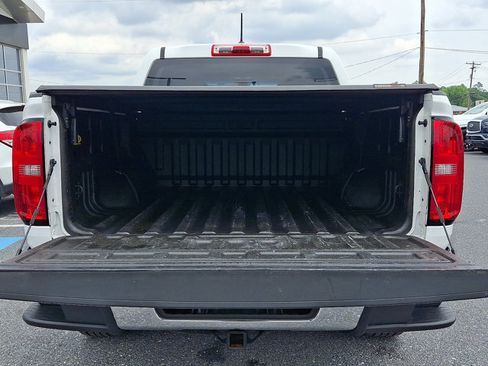 Used 2019 Chevrolet Colorado W/T w/ WT Convenience Package AWD/4WD image 28