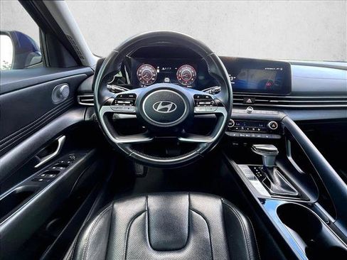 Used 2024 Hyundai Elantra Limited FWD image 7