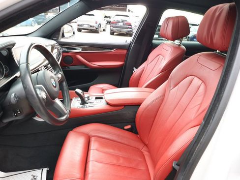 Used 2019 BMW X6 xDrive35i w/ M Sport Package image 22