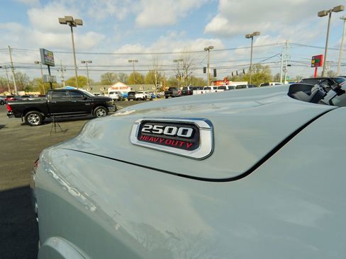 Used 2022 RAM 2500 Limited AWD/4WD image 8