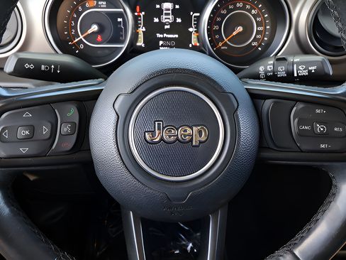 Used 2020 Jeep Wrangler Unlimited Sport S AWD/4WD image 20