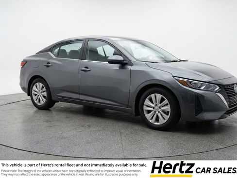 Used 2025 Nissan Sentra S image 1