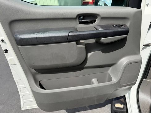 Used 2018 Nissan NV 3500 S RWD image 24