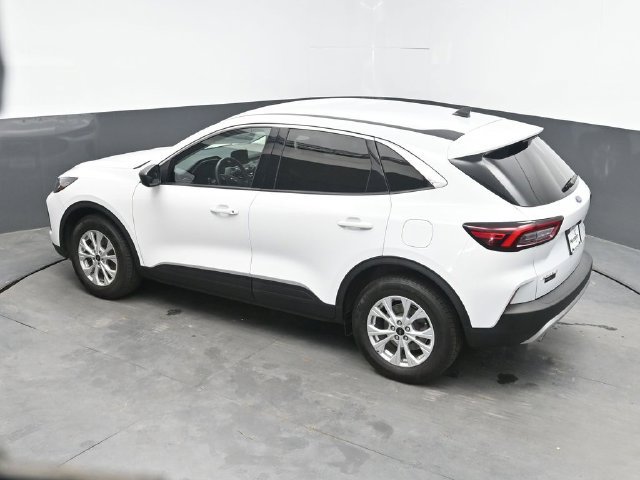 Used 2023 Ford Escape Active AWD/4WD image 34