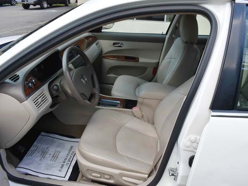 Used 2005 Buick LaCrosse CXL FWD image 10