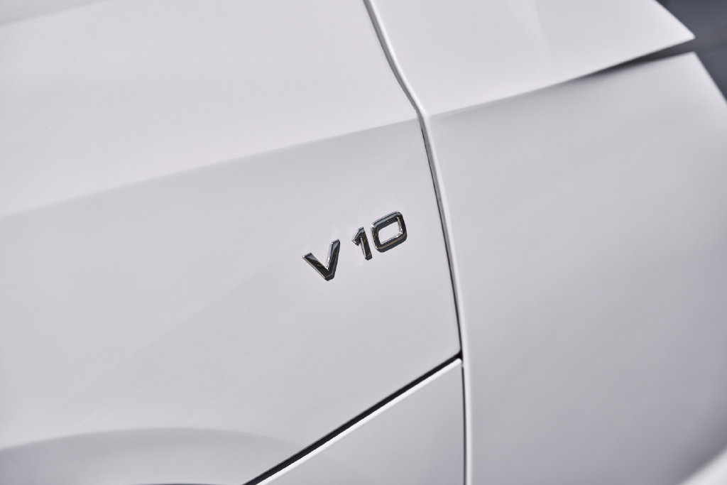 Used 2022 Audi R8 V10 performance w/ Carbon Exterior Package RWD image 11
