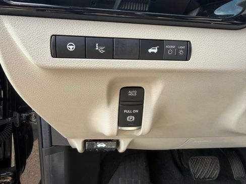 New 2026 Nissan Murano Platinum w/ Technology Package AWD/4WD image 16