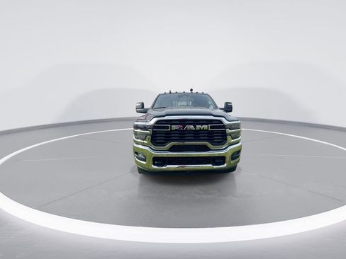 Used 2025 RAM 3500 Tradesman AWD/4WD image 3