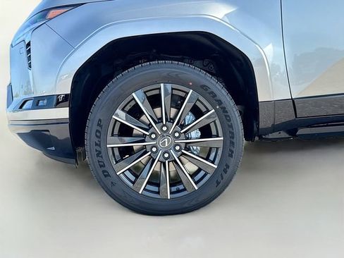 New 2026 Lexus GX 550 image 44