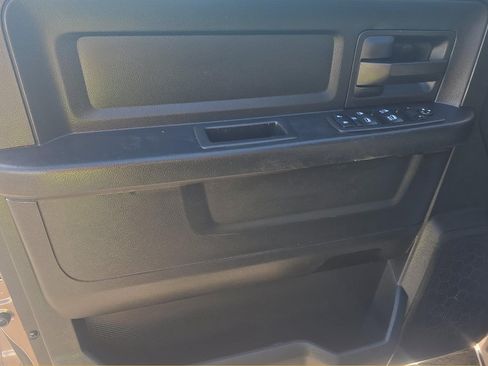 Used 2018 RAM 1500 Tradesman w/ Popular Equipment Group RWD image 10