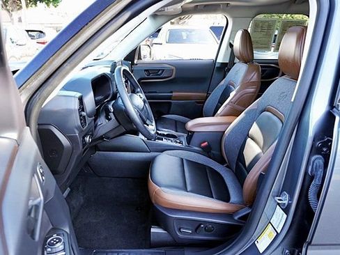 Used 2024 Ford Bronco Sport Outer Banks w/ Tech Package AWD/4WD image 14