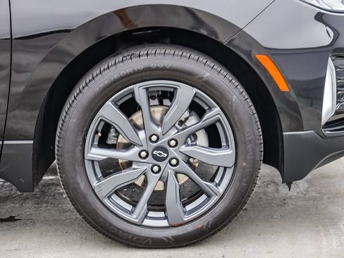 Used 2022 Chevrolet Equinox RS FWD image 11