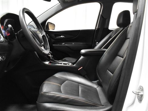 Used 2022 Chevrolet Equinox Premier image 4