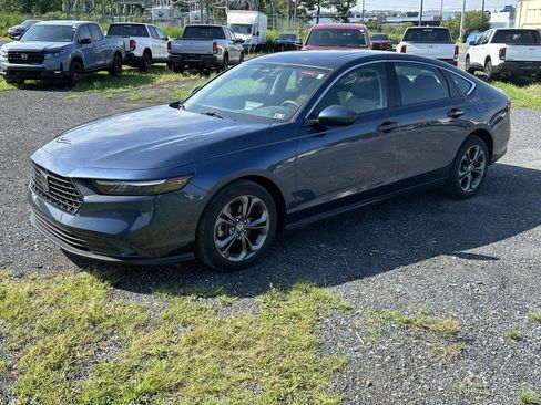 Certified 2023 Honda Accord EX image 4