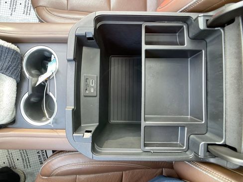 Used 2021 Chevrolet Tahoe High Country w/ Premium Package image 22