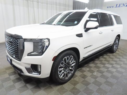 Used 2024 GMC Yukon XL Denali Ultimate image 6