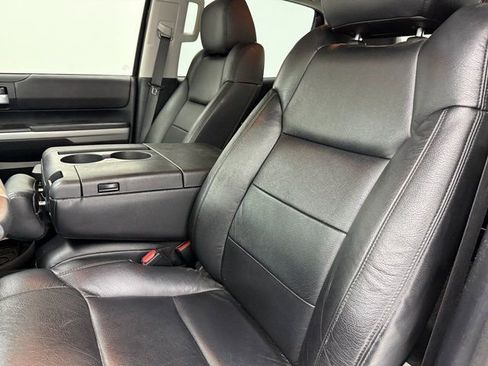 Used 2019 Toyota Tundra SR5 image 15
