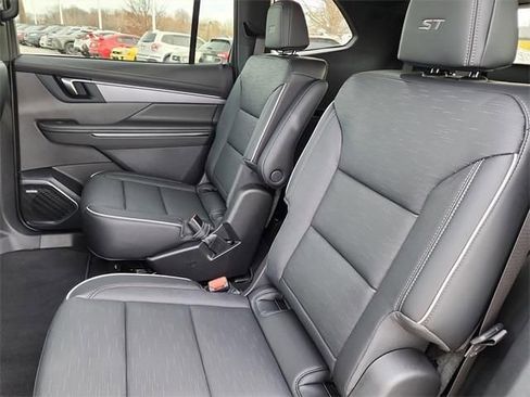 New 2026 Buick Enclave Sport Touring w/ Super Cruise Package FWD image 16