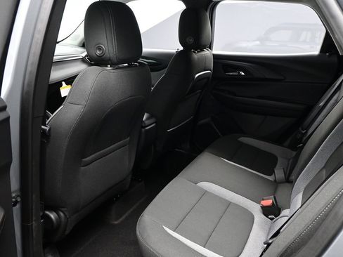 New 2026 Chevrolet TrailBlazer LT w/ Midnight Edition FWD image 16