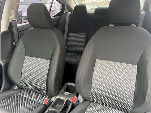 Certified 2024 Nissan Versa S w/ Trunk Package image 13