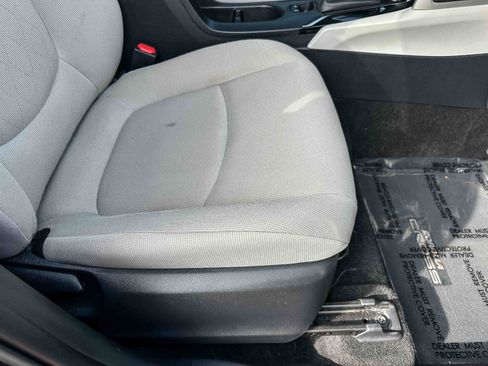 Used 2023 Toyota Corolla Cross LE FWD image 25