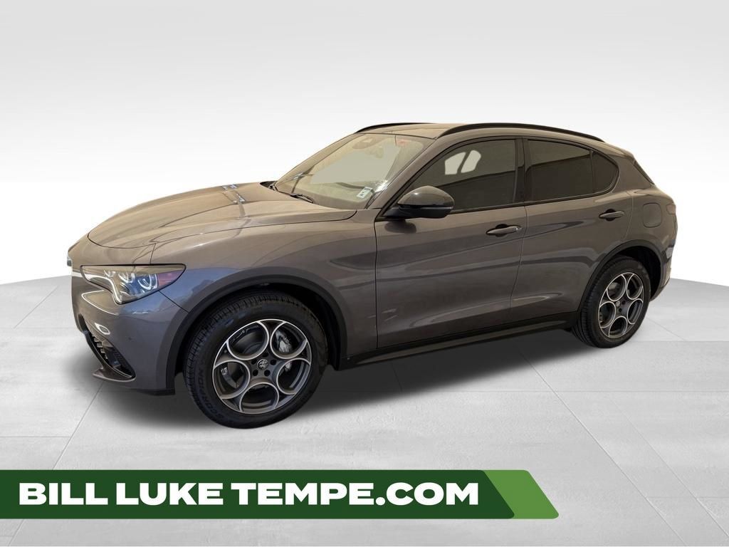 New 2025 Alfa Romeo Stelvio Sprint w/ Convenience Package AWD/4WD image 1