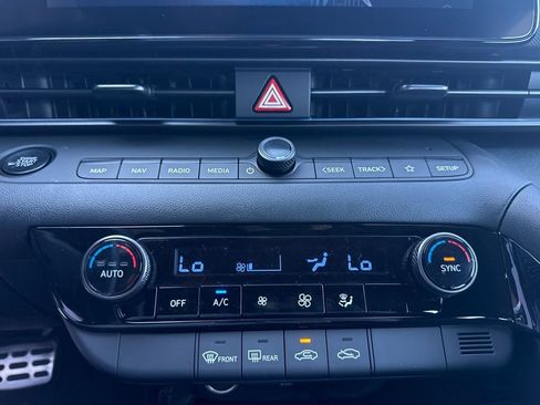 New 2026 Hyundai Elantra Sport FWD image 27
