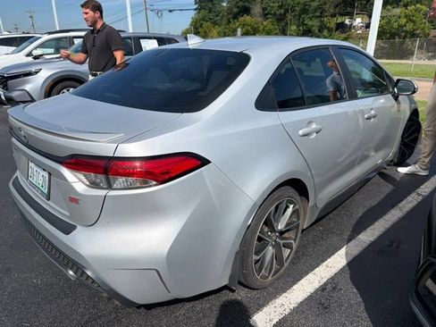 Used 2020 Toyota Corolla SE FWD image 5