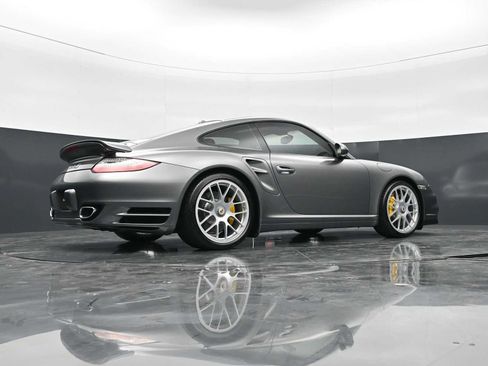 Used 2013 Porsche 911 Turbo S AWD/4WD image 43