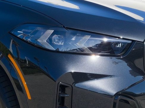 New 2026 BMW X5 xDrive40i w/ Executive Package image 5